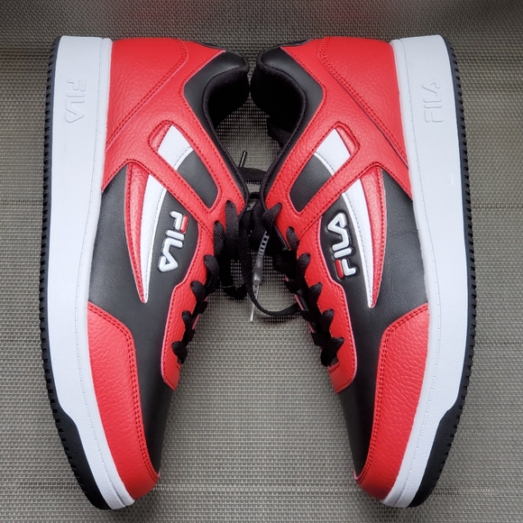 FILA Taglio Mens Sneakers, Size 10 - Picture 3 of 7